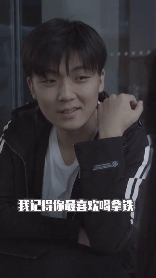 吃瓜甩头发,揭秘娱乐圈的“瓜农”与“甩头”文化