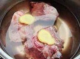 来月经可以吃凉瓜汤吗,“月经期间适宜饮用凉瓜汤的养生之道”